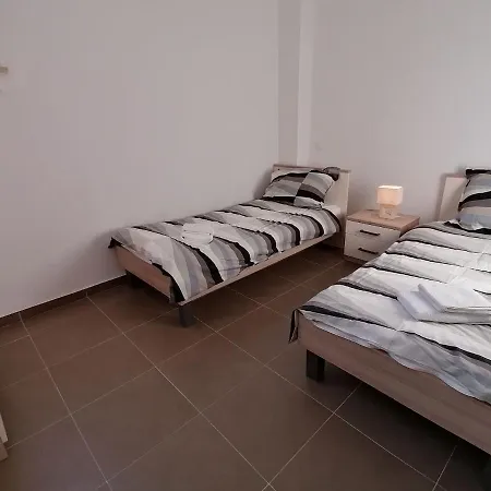 Comfortable Two Bedroom