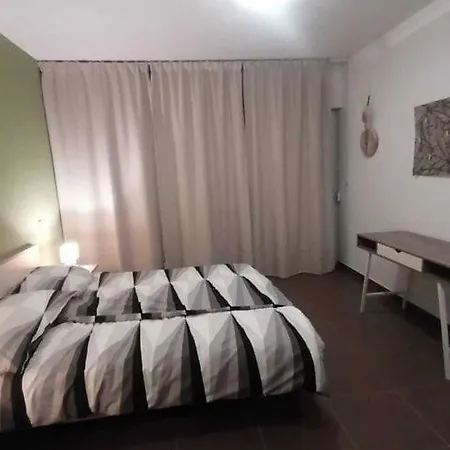 Comfortable Two Bedroom Apartment *