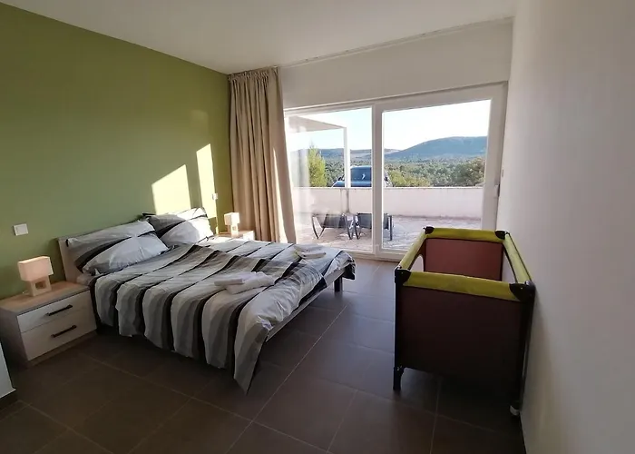 Appartement By The In Dalmatia